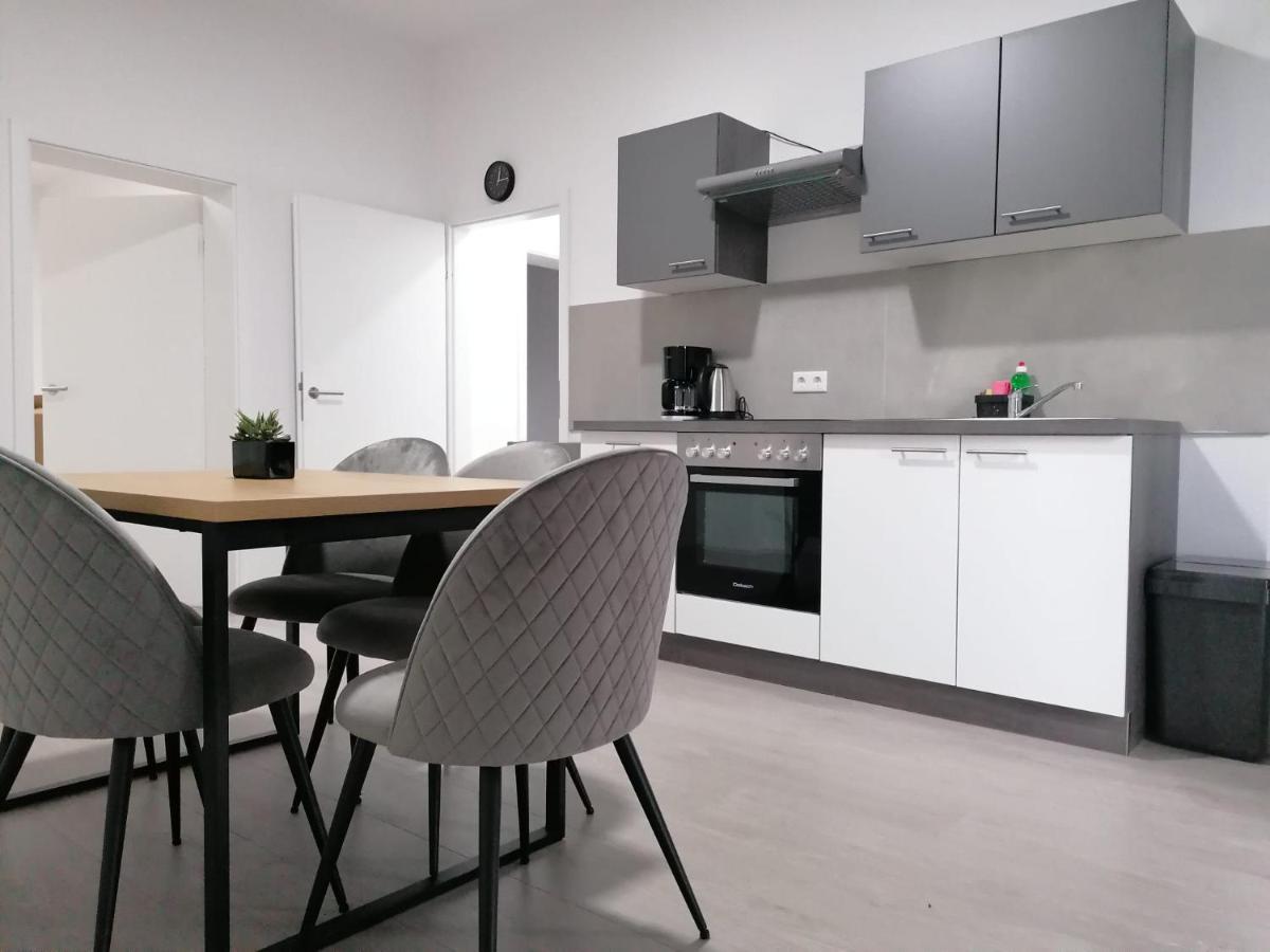 Estrella24 Living Rooms Tokio Herne Eksteriør billede